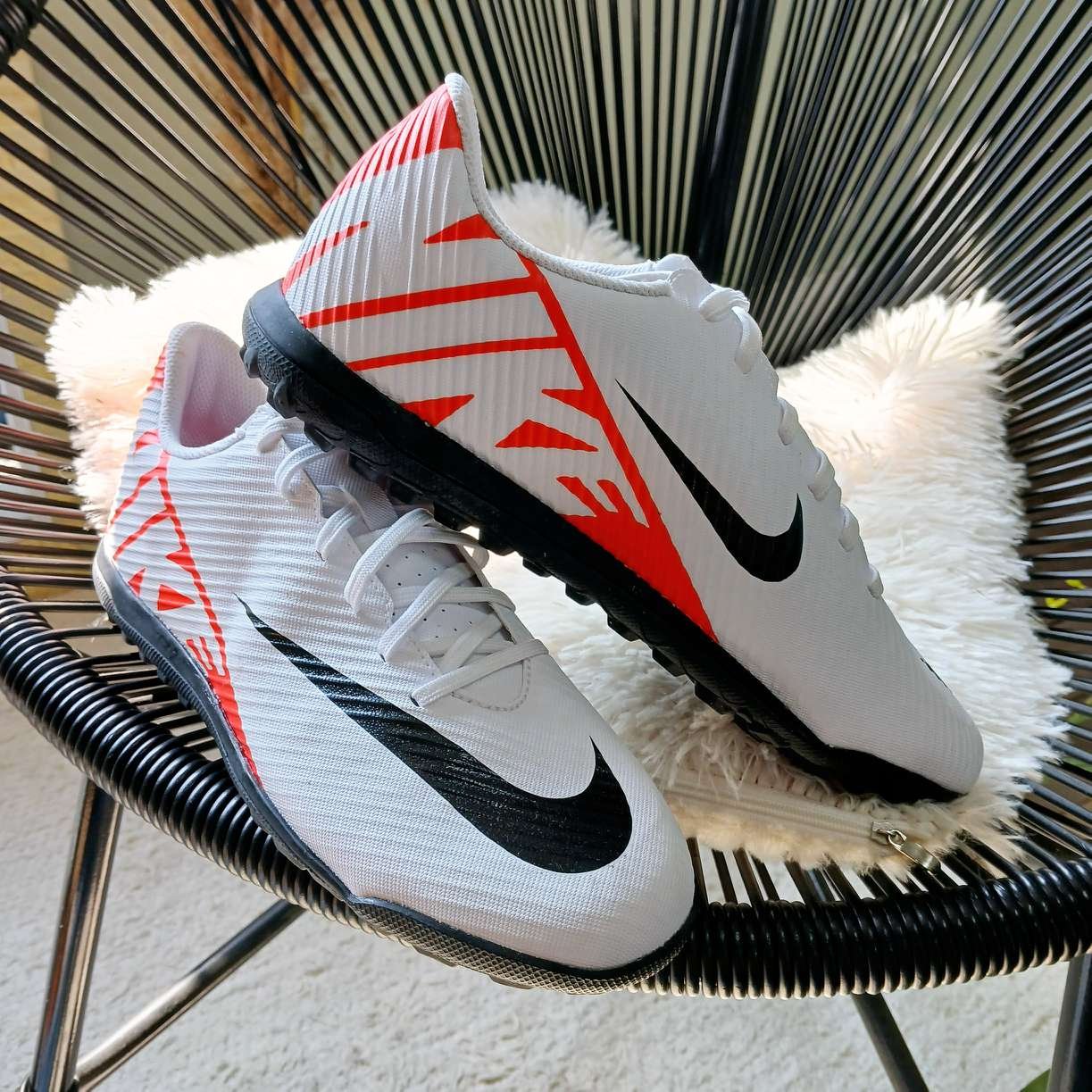 Chuteira Nike Vapor Society - Ao Seus Pés