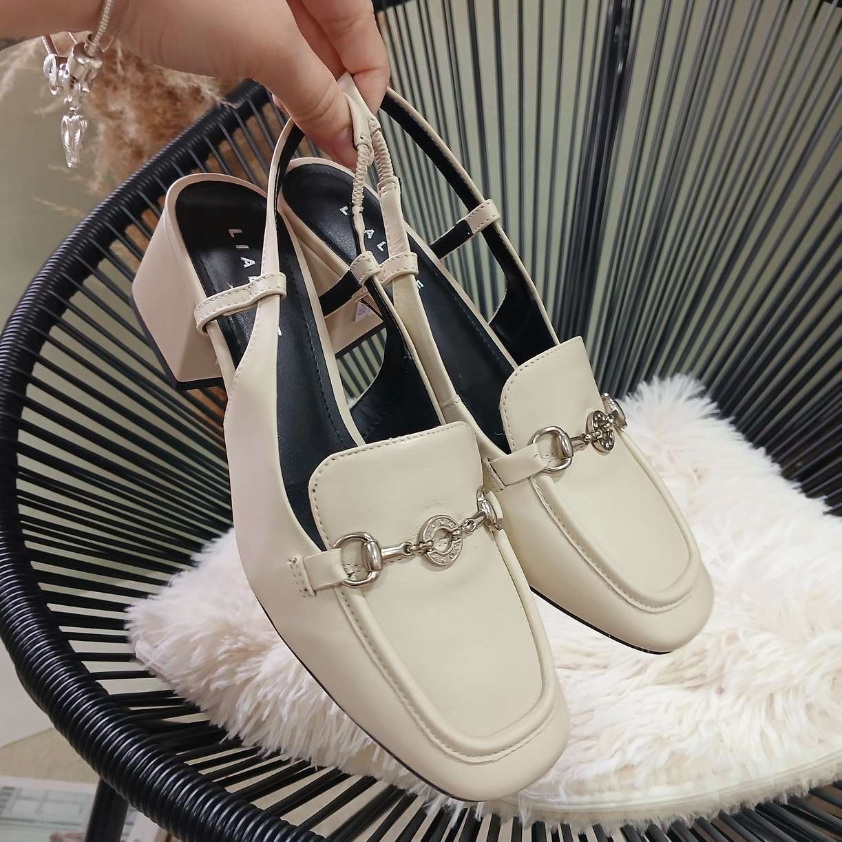 Sapato Chanel Lialine Feminino Off White - Ao Seus Pés